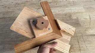 The Most Impressive DIY Wooden Corner Clamp for Woodworking Technique