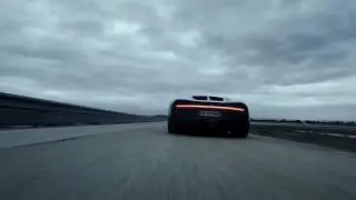 cristiano ronaldo menjadi orang pertama yang mengendarai bugatti terbaru #CR7xBUGATTI