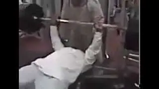 Перебрал на грудь