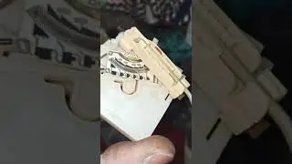 Removing the fuel pump Opel Astra g part 2 and removing the fuel level sensor