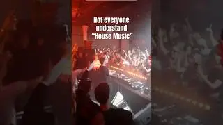 DANCEFLOOR ENERGY 😱🔥 Not everyone understand #housemusic #dj #stdavid