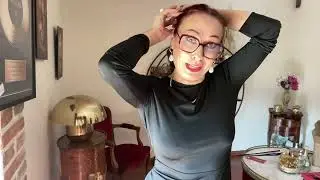 Vlog of the day, I have my Amazon Metal Clothes Rack.
