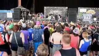 Warped Blog Episode 6: Circle Conga Lines, MXPX and Wakeskating