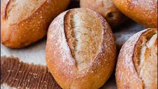 Solo acqua e farina, Panini con semola di grano duro(( panes caseros )