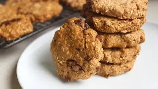 Oat Chocolate Chip Cookies || Simple, Quick and Vegan