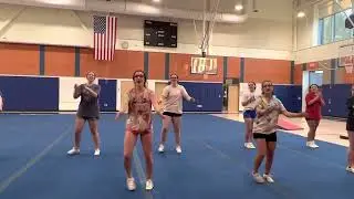 Y E L L yell everybody yell come on who pump it up whooo