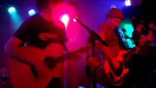 Get Cape. Wear Cape.  Fly - Chronicles (Part 1) @Chinnery's