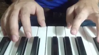 Learning piano with Synthesia