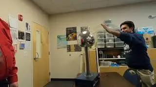 Van de Graaff 5 - Lightning Rod
