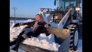 Победитель конкурса на лучшее видео с фронтальным погрузчиком 2024г