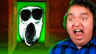 Playing Roblox DOORS With a NOOB...