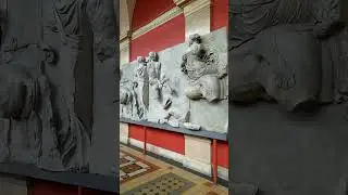монтаж экрана в Академии Штиглица