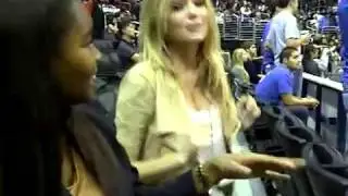 Kate Upton does the Dougie