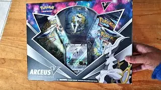🌌Arceus V Figure Collection Box🌌