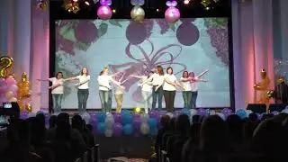 Федерико Фелинни - танец родителей на Последний звонок