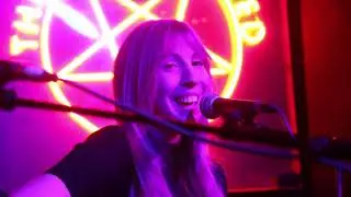 Beth Keeping ~ Now The Cool Kids Listen to My Music ~ The Slaughtered Lamb ~ Sat Nov 30th 2019.
