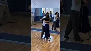 Выход в крест с подготовкой шага. Аргентинское танго. #bogdantango #tango #богдантанго #танго