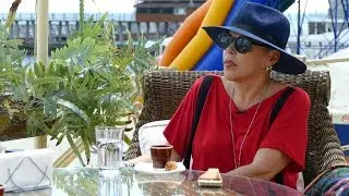 Владимир Нечипорук. "Завтрак у Мамы". Ирина Медушевская