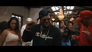 ESTA NOCHE - ROYAL EL LATINO x MACKIE