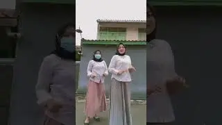 Goyang tipis tipis duo tante jilbab