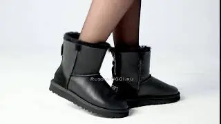 UGG Zip Mini Metallic Black