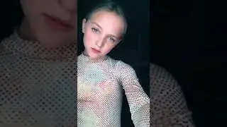 Flexibility is no challenge for Lilly! Leave a 🤸‍♀️ in the comments! 