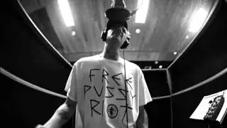 Die Antwoord - DIS IZ WHY I'M HOT (BAHHROO Dubstep Remix)
