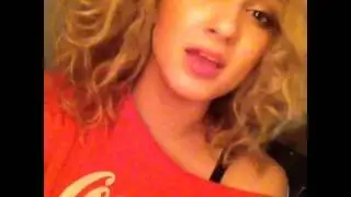 Tori Kelly sings Happy New Year