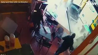 Average Cafè Experience.