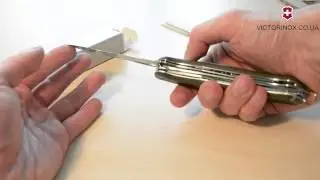 Victorinox RANGERGRIP 0.9663.MWC4 - обзор ножей Викторинокс