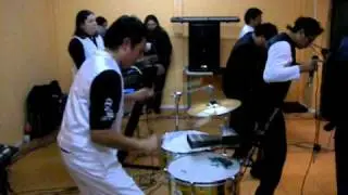koky y su banda tropikal en el interior