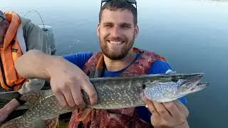 ПОЙМАЛИ ТЕПЛЫЕ ДЕНЬКИ И НА РЫБАЛКУ НА ТОМЬ.
