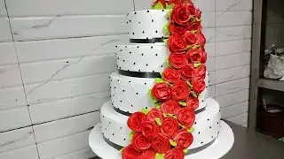 डबल स्टेप केक बनता हुआ देखें#double step cake#@indorebakers