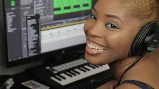 WATCH ME MAKE A BEAT FROM SCRATCH (LOGIC PRO X TUTORIAL) | USING FREE INSTRUMENTS