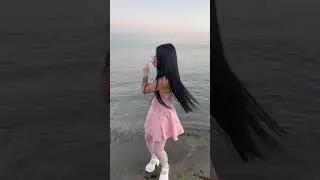 Gözde Akgün | DENİZE ATLIYORUM | 