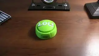 LOL Button talking desk toy