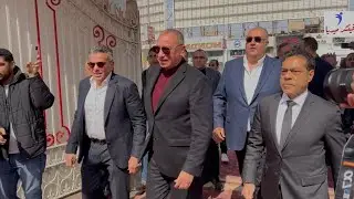 زياره تاريخية .. لحظة وصول محمود الخطيب الي مقر نادي الزمالك والاعضاء  تهتف 