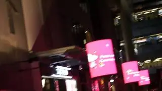 バンコクのキティショップ -  Digital signage in Bang Kok