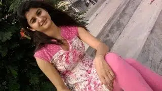 Sexy Girl Dancing with No Panty