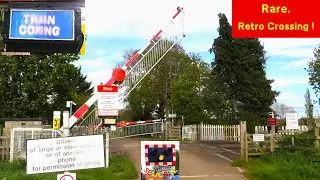 Rare crossing: Ashwell Gatehouse Level Crossing, Rutland