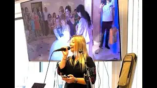 Горіла сосна, палала. Українська пісня та весільний обряд. Сотні їх бачила, бо співала на весіллях.