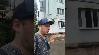 Канализации стекают в море. Туапсе.
