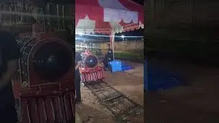 ada kereta api lewat #keren #unik #cute #pasarmalam #shortsfeed #shorts #2023