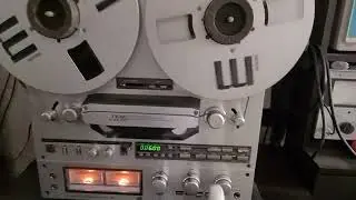 Катушечный магнитофон Teac X 1000R