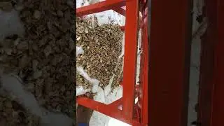 கையால் கடலை உடைக்கும் இயந்திரம் 11500 9787672239 மேலூர் மதுரை d(2)