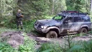 Вологда4х4 Поездка к Юнкерсу. Патруль сидит.