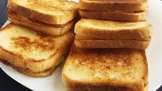 Bukë të mbushura me Patate dhe Sos Domatesh.
