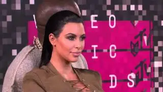 Kim Kardashian y Kanye West MTV VMAs 2015