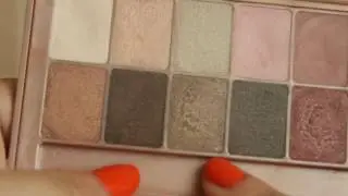 Обзор теней от MAYBELLENE The Blashed NUDES