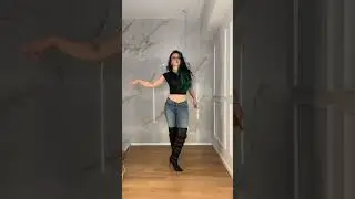 This was hard in heels 🥹